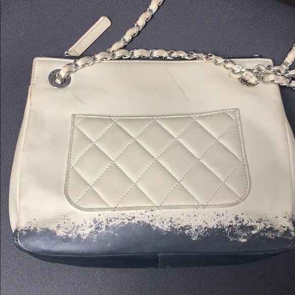 Chanel purse - Picture 2 of 5